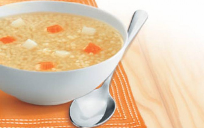 Sopa de pollo con maravilla