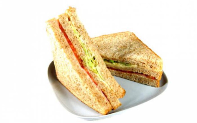receta de sandwich vegetal con pan integral