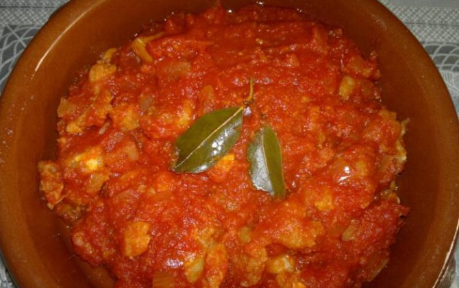 migas de bacalao con tomate