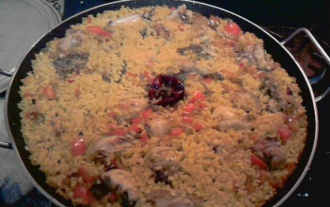 paella de pollo y ñora
