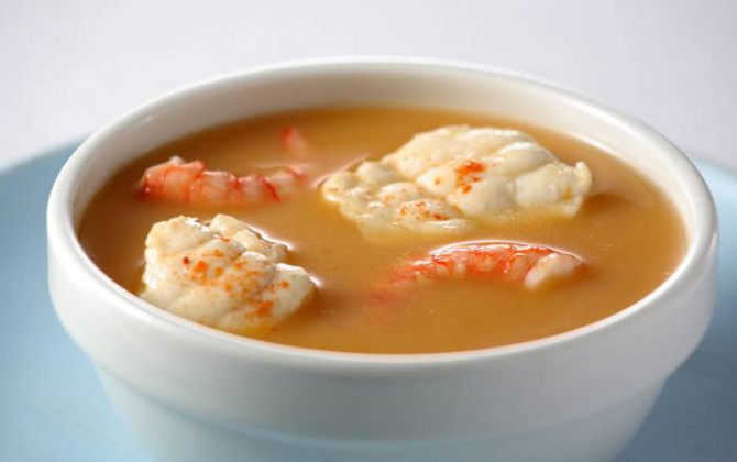 Sopa de pescado y marisco