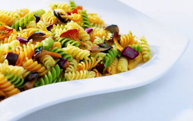 Pasta con berenjenas y setas