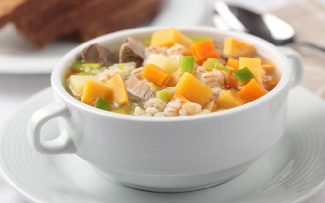 Sopa de carne y verduras
