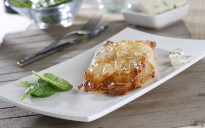 Crujientes rellenos de queso y espinacas