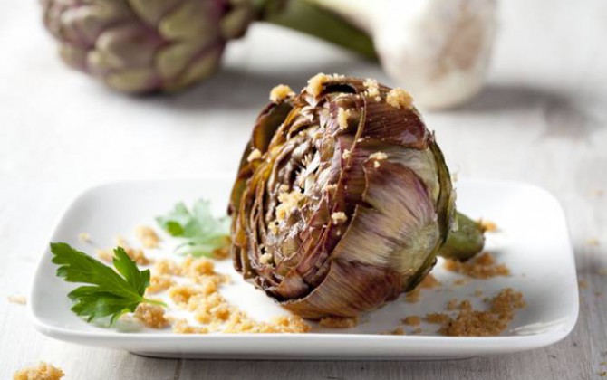 Alcachofas rellenas de ajo