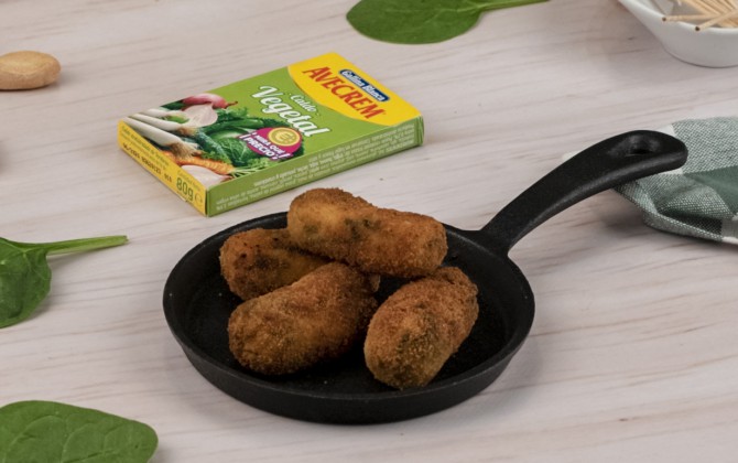 Bodegón croquetas de espinacas y queso de cabra con producto