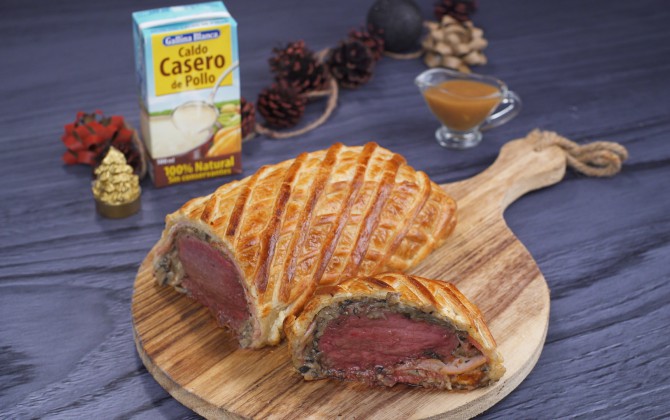 Solomillo wellington con bacon bodegón