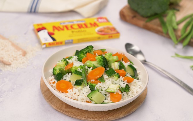 Arroz hervido con verduras con producto