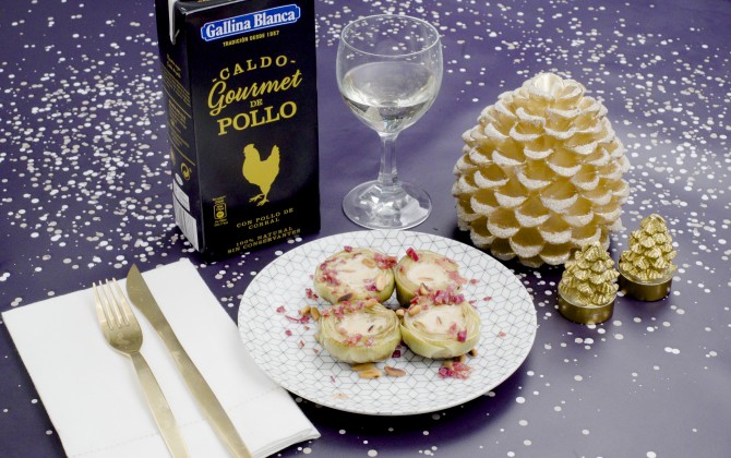 Alcachofas con foie y piñones
