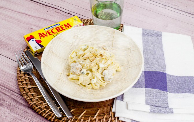 Pasta con gorgonzola y nueces