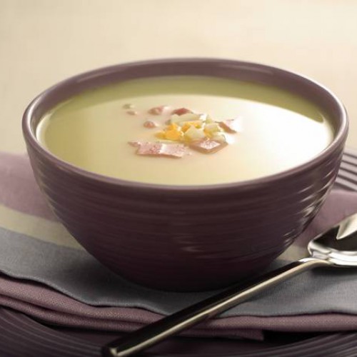 Caldo de jamón con huevo