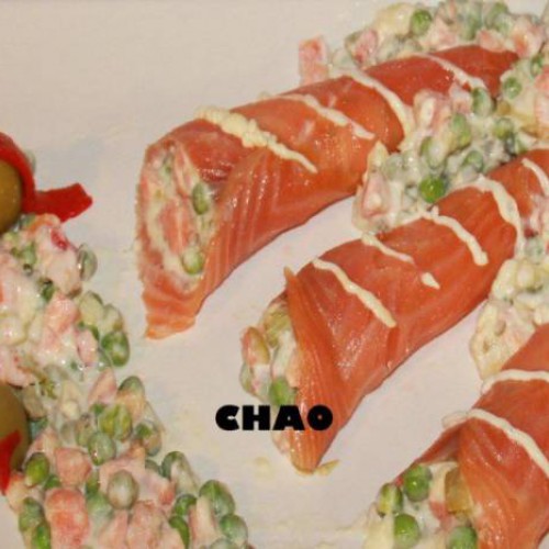 rollitos de salmón ahumado con ensaladilla rusa | Recetas Gallina Blanca