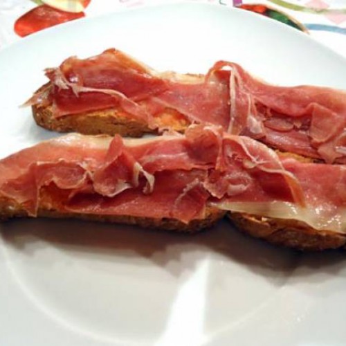 Tostas De Jamón Serrano Y Tomate Rallado Gallina Blanca 5504