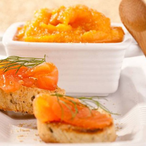 Crema de zanahorias y salmón