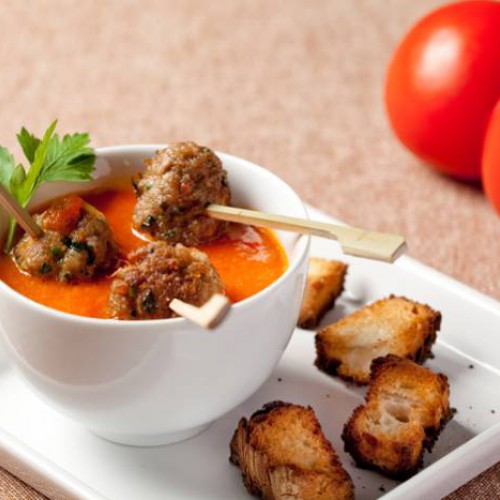 Albóndigas de carne con crema de tomate
