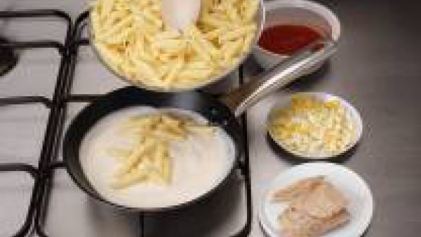 Macarrones Con Atún Tomate Y Bechamel Recetas Gallina Blanca