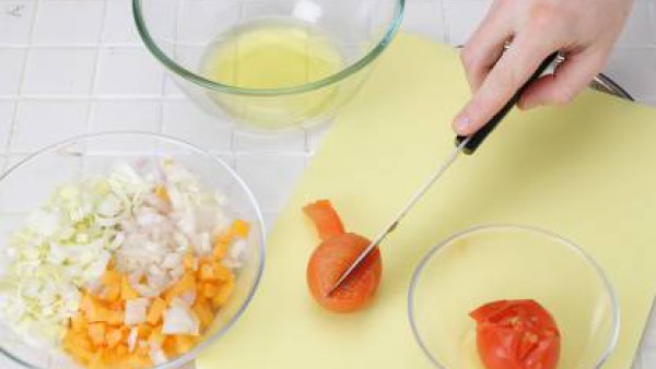 Primer paso sopa de tomate y calabaza
