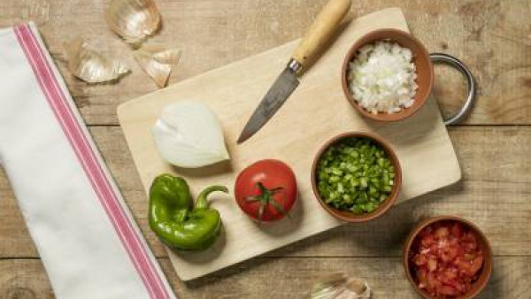 Cómo preparar Empanada de carne- paso 1