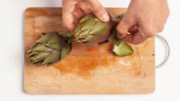Cómo preparar Alcachofas gratinadas- Paso 1