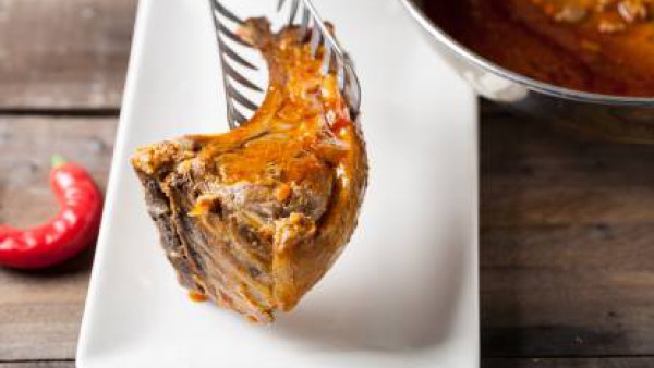 Cuando esté cocido, añade el ají o chile fresco picado y sirve.
