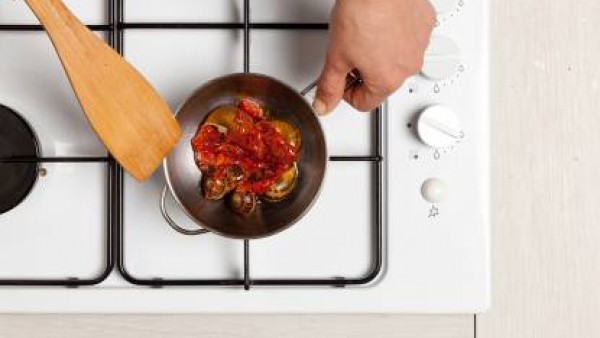 Cómo preparar Caracoles con tomate- Paso 3