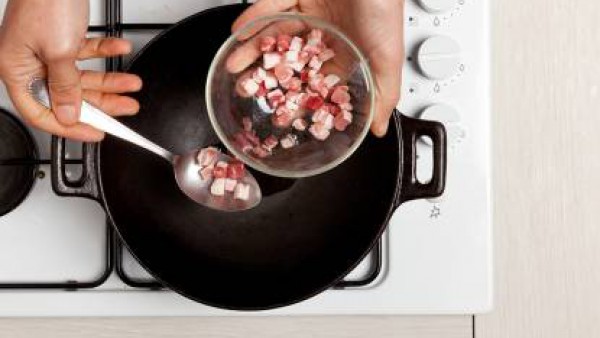 Cómo preparar Tartaleta de bimi con beicon y bechamel- Paso 3
