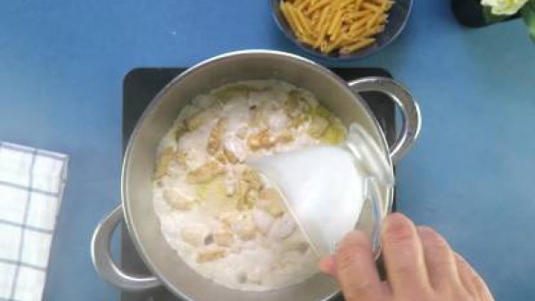 Cómo preparar Macarrones con pollo- Paso 2