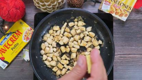 Cómo preparar Canelones de pollo - Paso 2