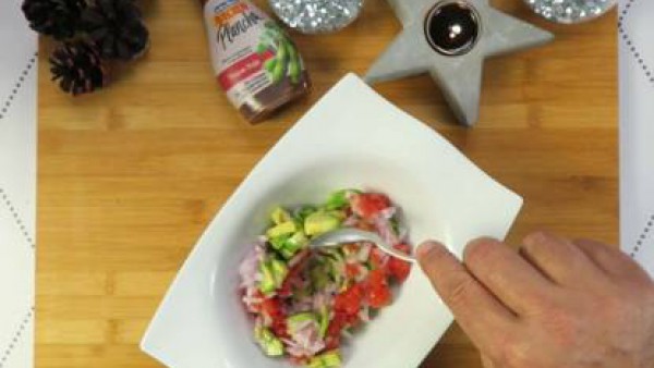 Cómo preparar Tartar de atún con aguacate - Paso 3