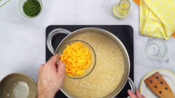 Segundo paso risotto de queso cheddar