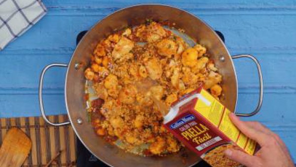Tercer paso Paella de pollo y verduras