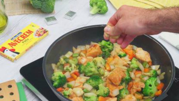 Segundo paso pollo con brócoli