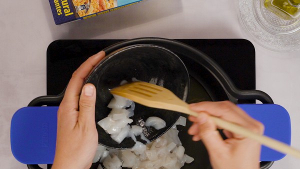 receta_gallinablanca_arroznegroconsepia_paso1