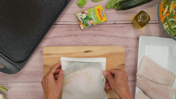 Merluza en papillote con verduras Paso 3