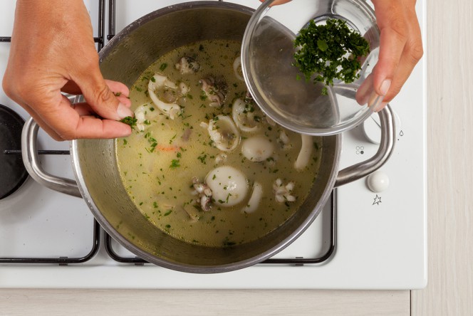 sopa de pescado